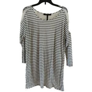 EUC BCBG MaxAzria Lace Back Top